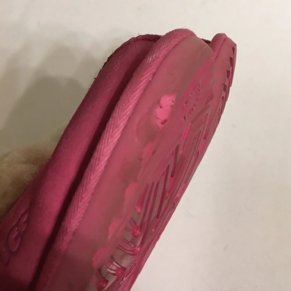 UGG Girls Cozy II Pink Slippers